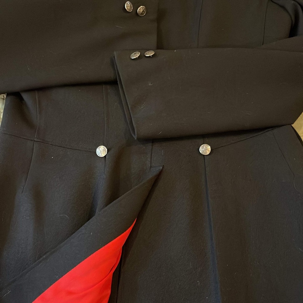 Pikeur equestrian dressage show coat elegant black w/ red lining pretty buttons - Picture 2 of 5